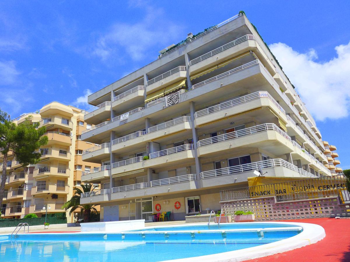 Rentalmar Zahara Family Suites Salou Exterior photo